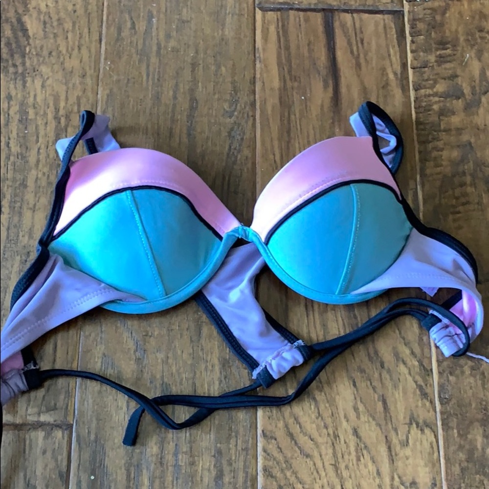 traingl brand bikini top